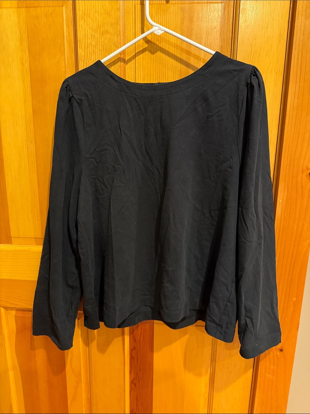 Classic Women's Black Long-Sleeve Top